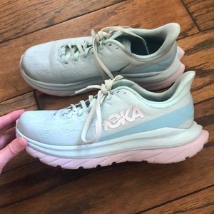 Hoka Mach 4 Shoes
